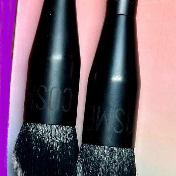 Bundle 4 MARILITA ONLY!! Set of 2 Melt Cosmetics Blend 716 Brushes - Picture 4 of 11